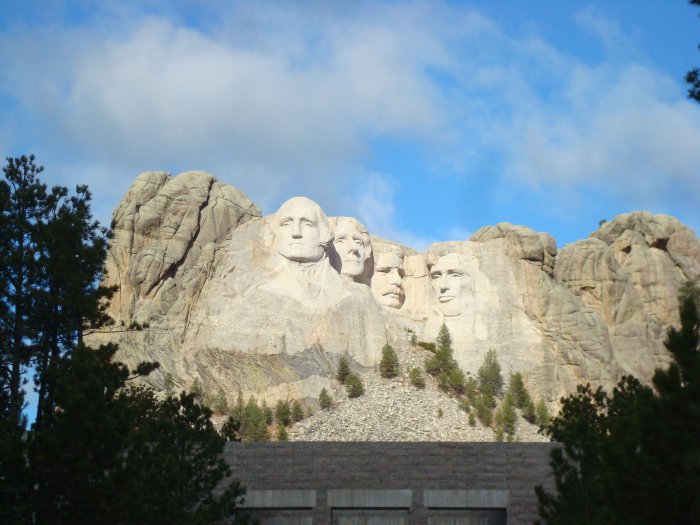 visit Mt Rushmore