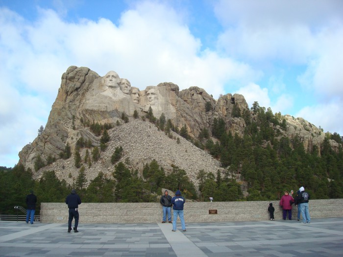 visit Mt Rushmore