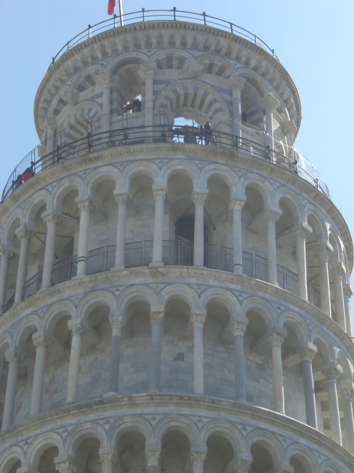 pisa leaning tower italy